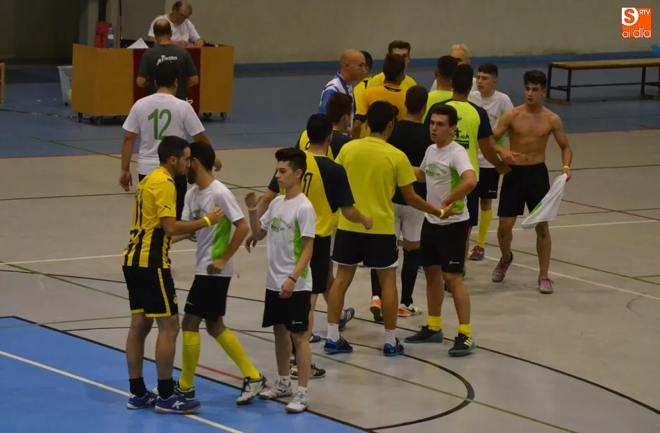 Foto 2 - Colecci&oacute;n de finales taquic&aacute;rdicos en la lucha por acceder a los cuartos del Torneo 48 Horas  
