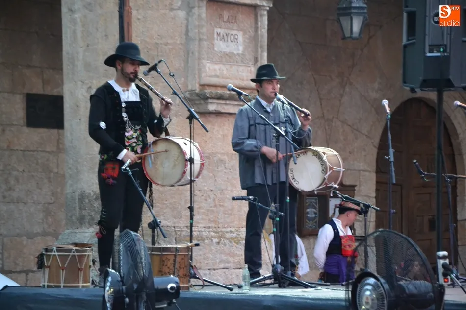Foto 5 - Cierre por todo lo alto a larga e intensa semana de folclore que ha vivido un a&ntilde;o m&aacute;s Mir&oacute;briga  