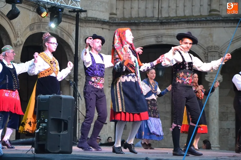 Foto 6 - Cierre por todo lo alto a larga e intensa semana de folclore que ha vivido un a&ntilde;o m&aacute;s Mir&oacute;briga  