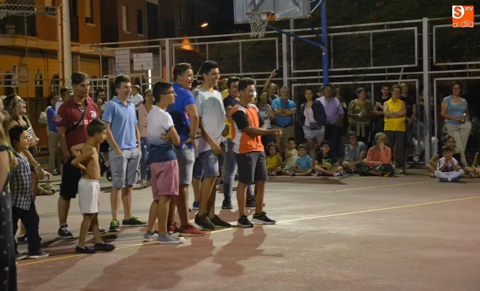 Foto 7 - Gran asistencia a la cita taurina veraniega de Las Canteras, que hasta tuvo un toque internacional  