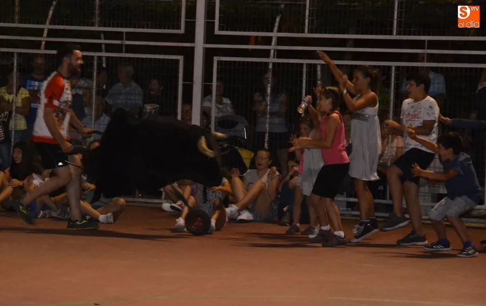 Foto 4 - Gran asistencia a la cita taurina veraniega de Las Canteras, que hasta tuvo un toque internacional  