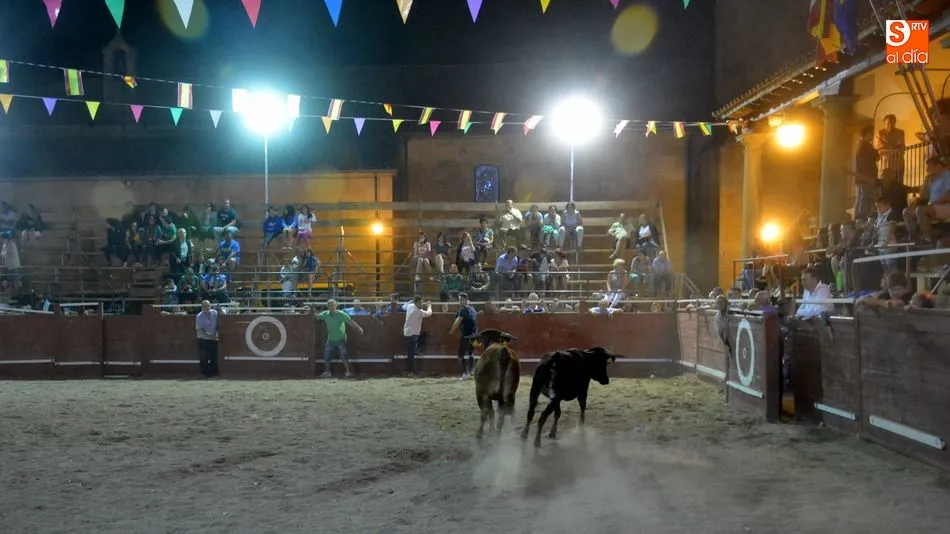 Foto 3 - El preg&oacute;n y la elecci&oacute;n de Reina y Damas abren unas animadas Fiestas de Santiago en Sobradillo