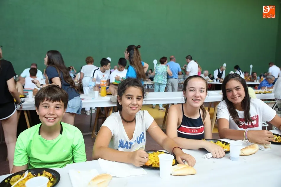 Foto 7 - Una paella popular cierra los actos de conmemoraci&oacute;n de la batalla de Arapiles  