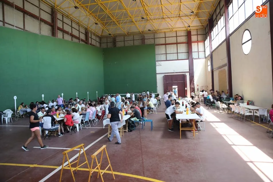 Foto 6 - Una paella popular cierra los actos de conmemoraci&oacute;n de la batalla de Arapiles  