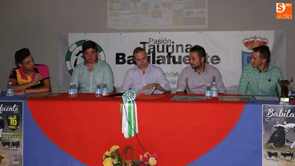 Daniel García, David Sánchez, Rubén Gudino, Chema Sánchez y Francisco José García en el acto de presentación