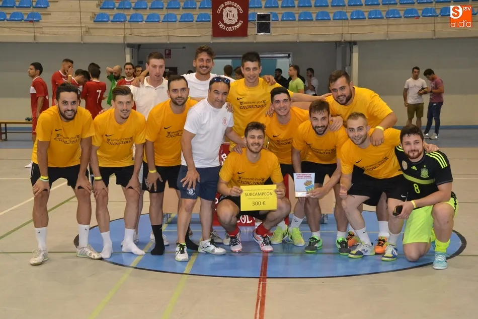 Foto 11 - Renault Vitigudino arrasa en el 2&ordm; Torneo 48 Horas del III Columnas  
