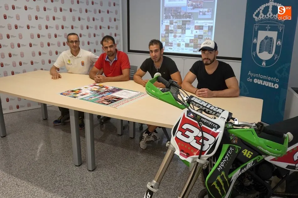 Foto 4 - La exhibici&oacute;n Pit Motard invita al p&uacute;blico a participar en la nueva prueba de aceleraci&oacute;n