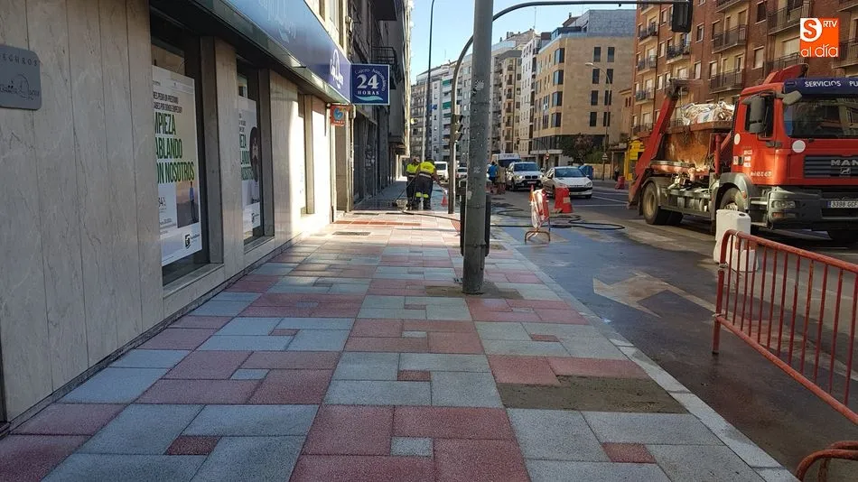 Foto 8 - Complicaciones del tr&aacute;fico en los paseos de Canalejas y San Antonio