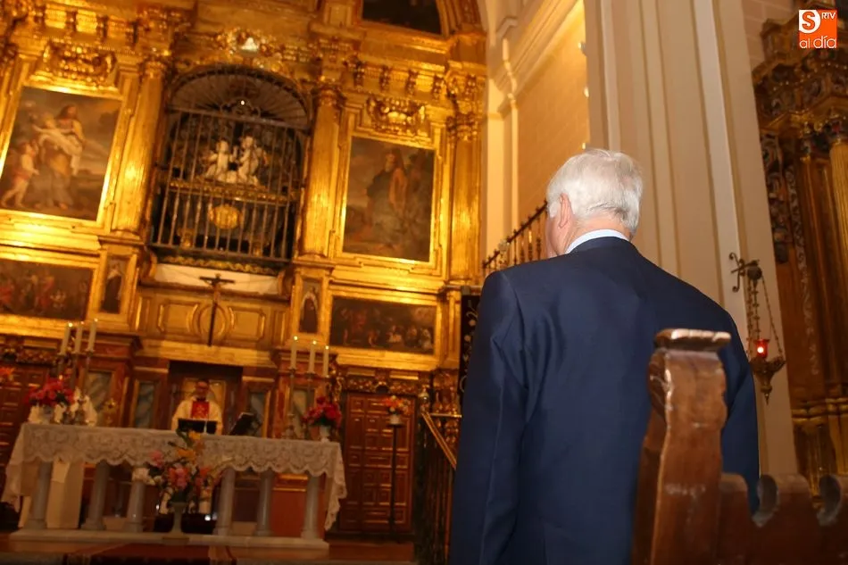 El Duque de Alba asistió a la Misa del Peregrino