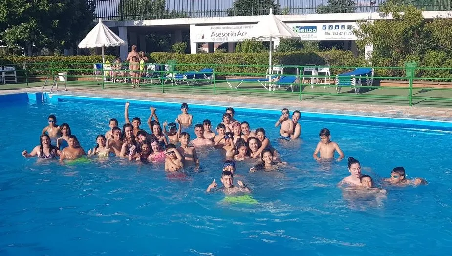 Un grupo de 35 niños disfruta de una semana multiaventura con sello mirobrigense  