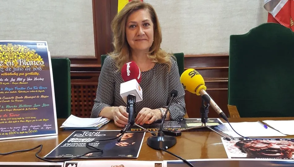 Purificación Pozo presenta La Noche en Blanco