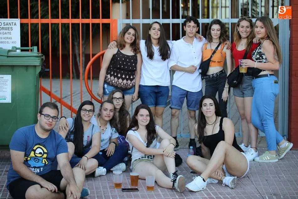Foto 6 - Santa Marta de Tormes baila al ritmo de Carlos Jean