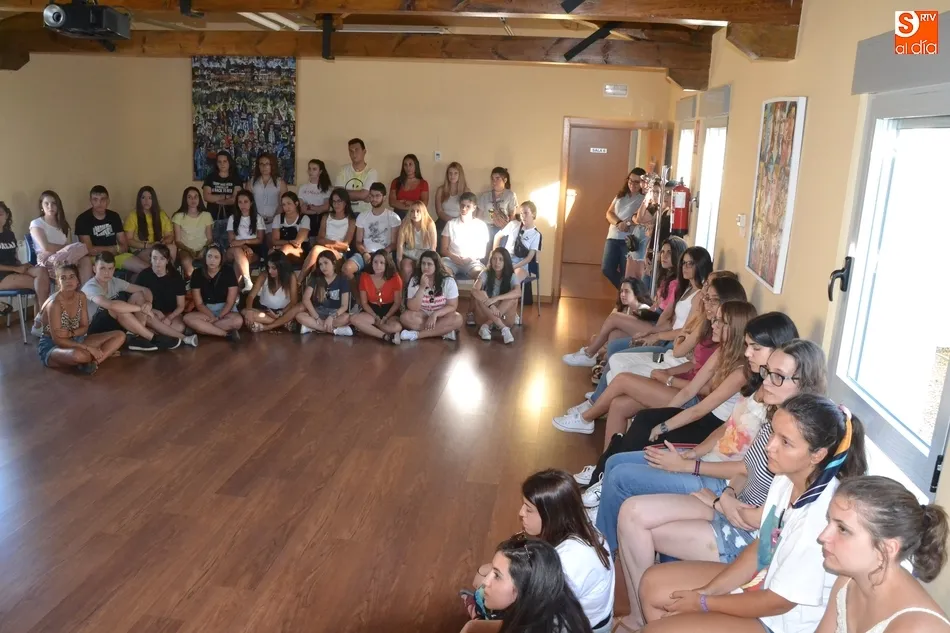 Foto 5 - En marcha el proceso de constituci&oacute;n del equipo del Divierteatro 2018  