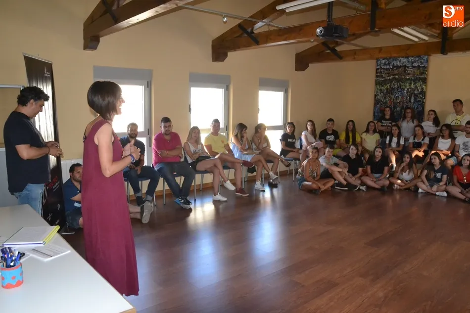 Foto 7 - En marcha el proceso de constituci&oacute;n del equipo del Divierteatro 2018  