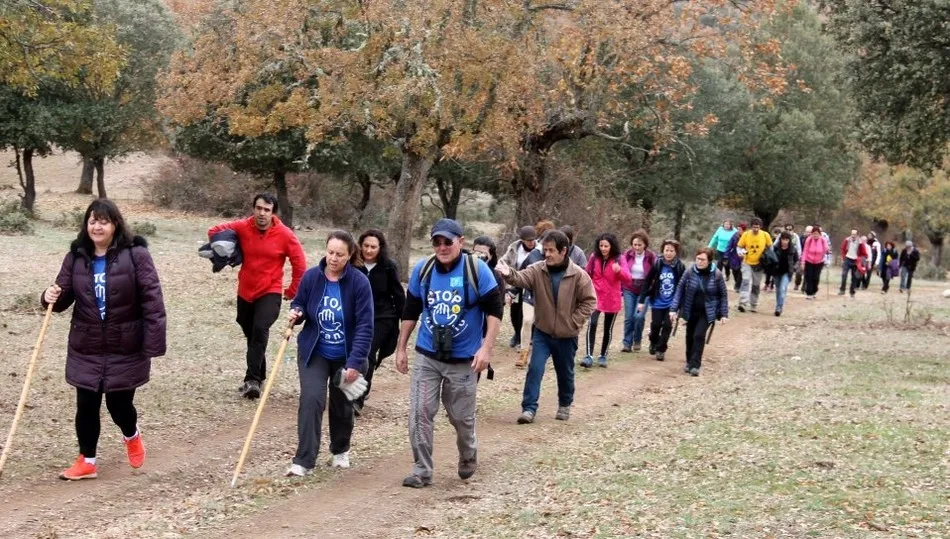 Marcha senderista anterior en contra la mina de uranio en Retortillo / FOTO: JESÚS CRUZ