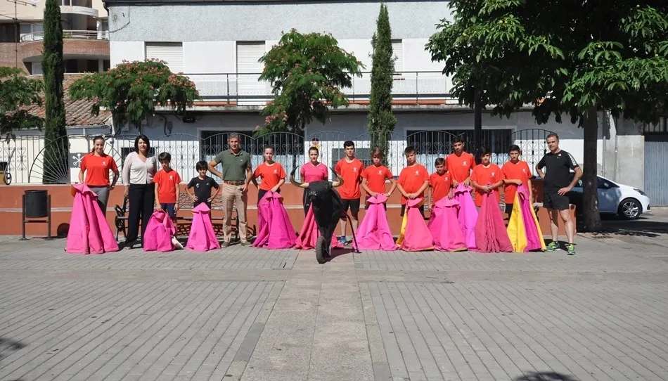 Alumnos de la Escuela de Tauromaquia en Santa Marta de Tormes