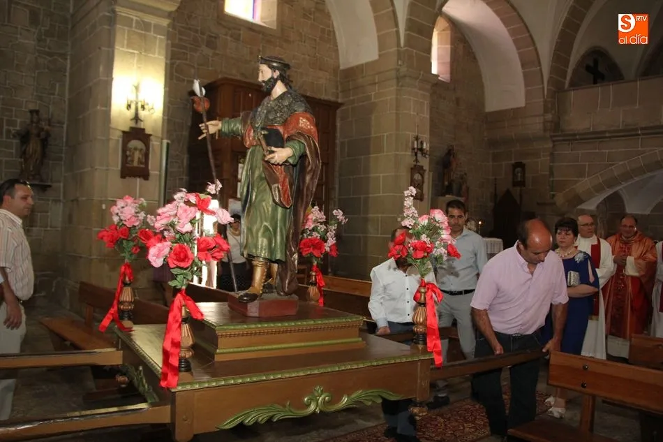 Foto 4 - Los sobradillenses acuden fieles a su cita con Santiago Ap&oacute;stol  