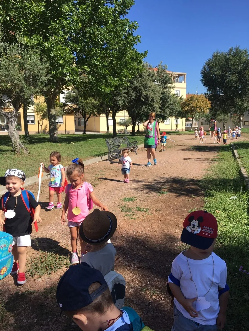 Foto 2 - La Escuela Infantil &lsquo;peregrina&rsquo; a Santiago de Compostela  