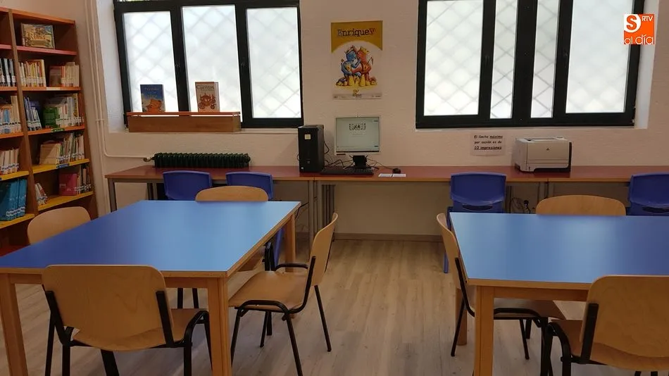 Foto 7 - El barrio de La Vega estrena nueva biblioteca con un fondo de m&aacute;s de 3.300 publicaciones