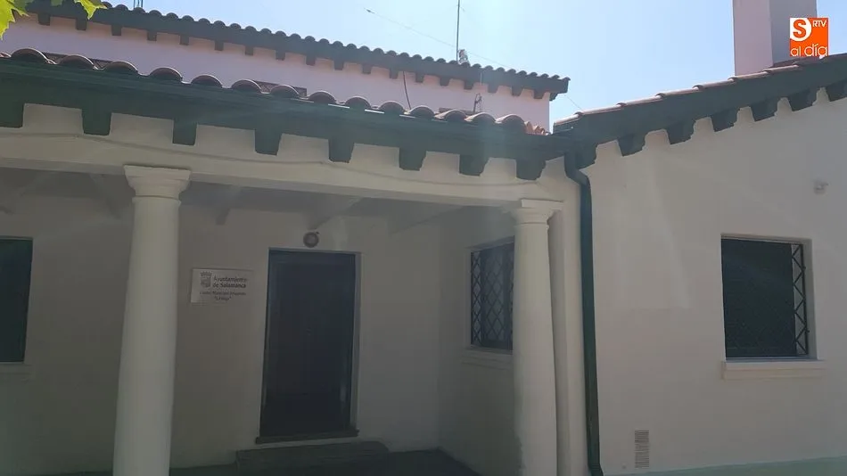 Foto 6 - El barrio de La Vega estrena nueva biblioteca con un fondo de m&aacute;s de 3.300 publicaciones