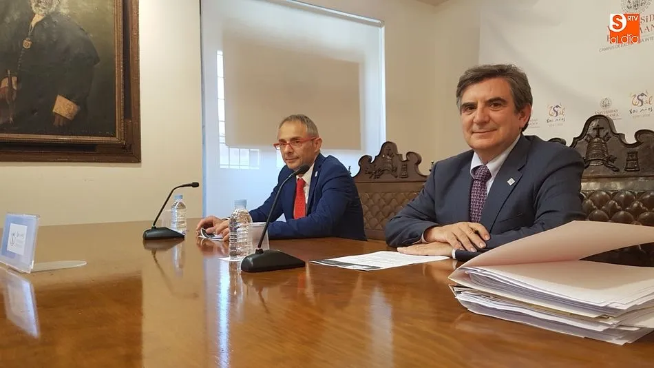 Foto 2 - La Universidad crear&aacute; 77 plazas vinculadas con el Hospital en los pr&oacute;ximos tres a&ntilde;os