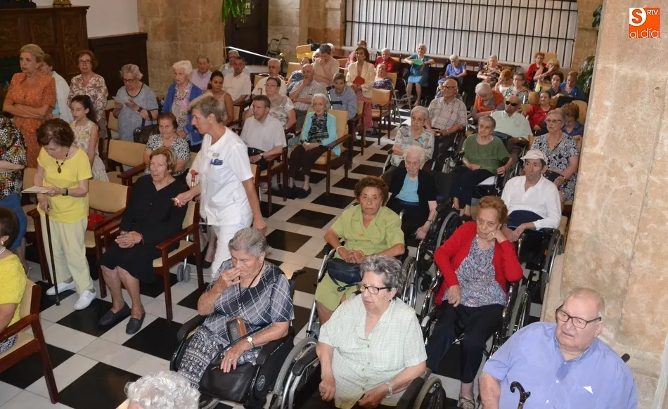 Foto 10 - Obispo T&eacute;llez conmemora el D&iacute;a de los Abuelos  