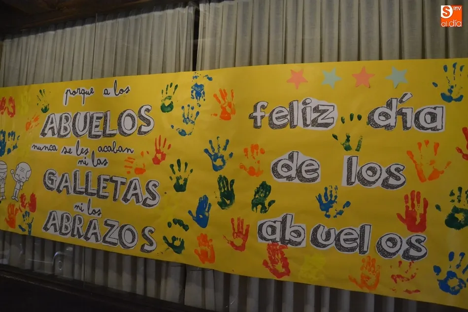 Foto 2 - Obispo T&eacute;llez conmemora el D&iacute;a de los Abuelos  