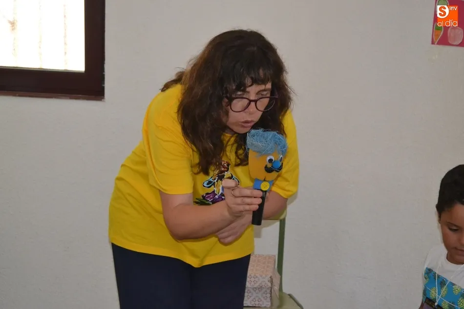 Foto 4 - Radio La Glorieta realiza una ronda de entrevistas con premios incluidos para algunos ni&ntilde;os  