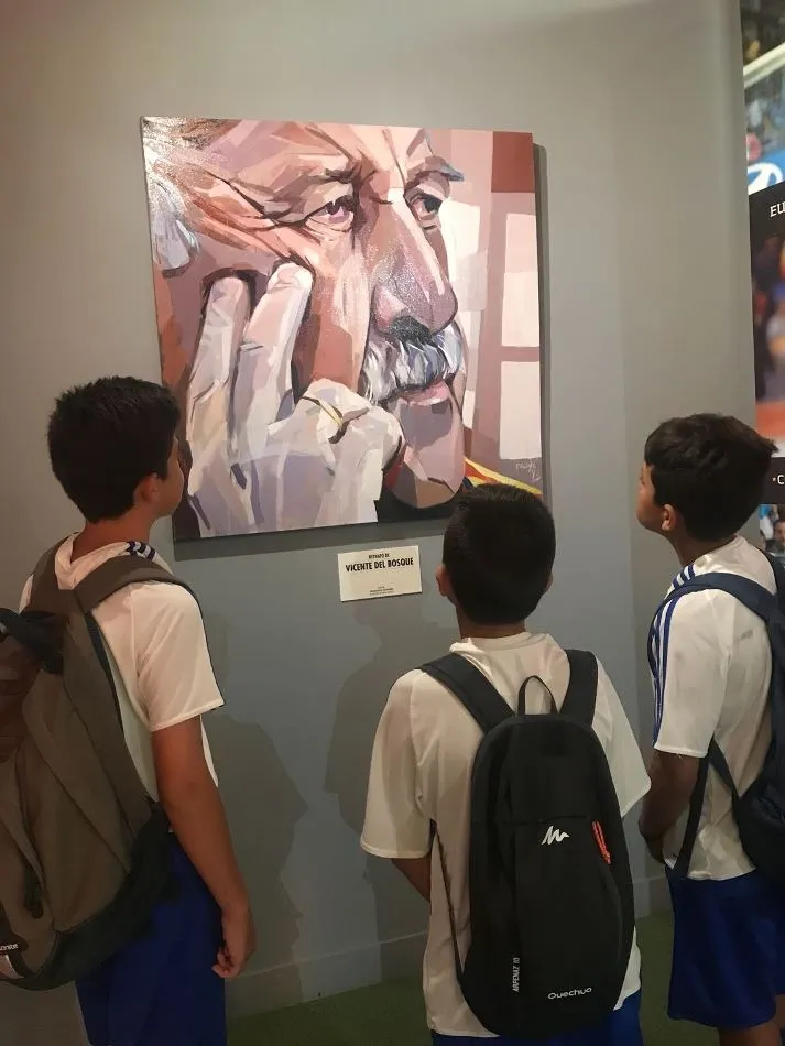 Foto 3 - Los chicos del Campus Vicente del Bosque visitan la Ciudad de F&uacute;tbol de las Rozas