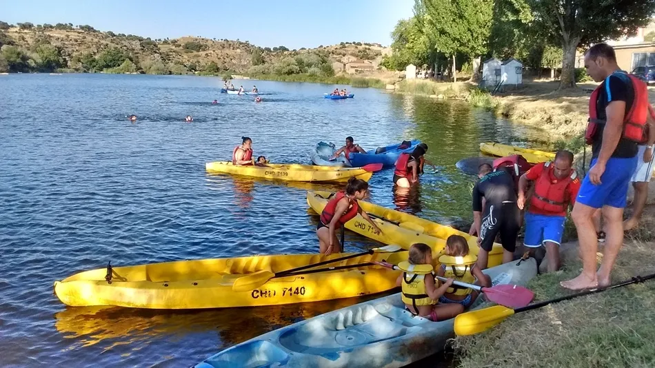 Actividad de piraguas en Ledesma