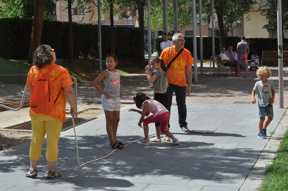 Foto 6 - Entretenida ma&ntilde;ana de juegos tradicionales para los m&aacute;s peque&ntilde;os