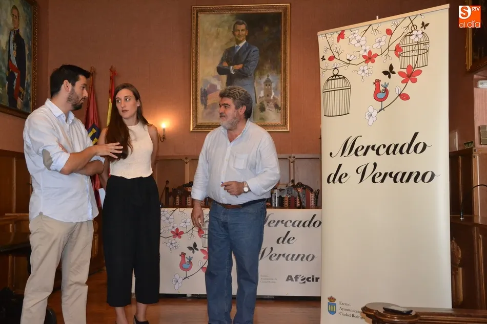 Afecir y el Ayuntamiento impulsan un mercado callejero nocturno  