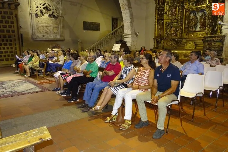 Foto 8 - Concierto de la Coral Albense en la Iglesia de San Juan  