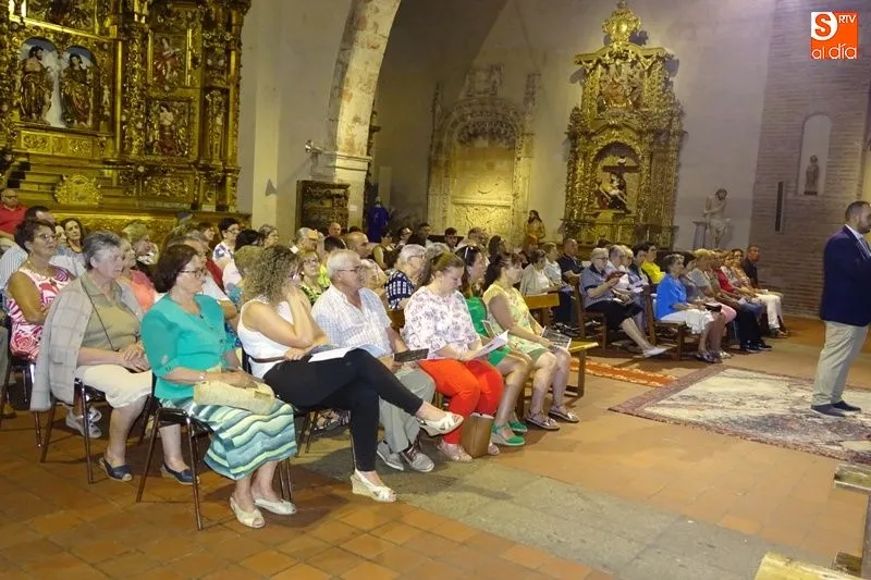 Foto 3 - Concierto de la Coral Albense en la Iglesia de San Juan  