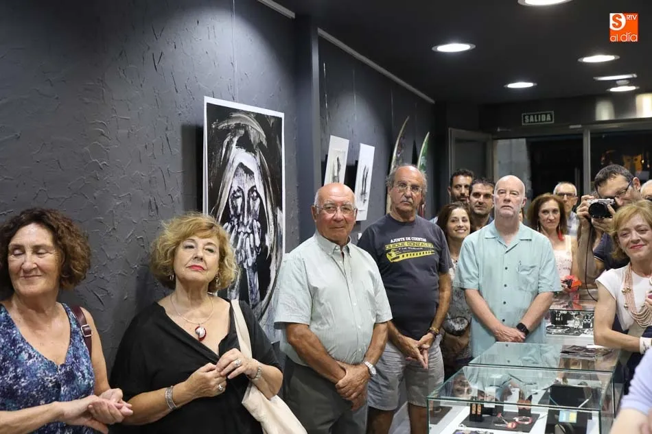 Foto 7 - La obra de Marta Tim&oacute;n ya luce en la galer&iacute;a Luis M&eacute;ndez