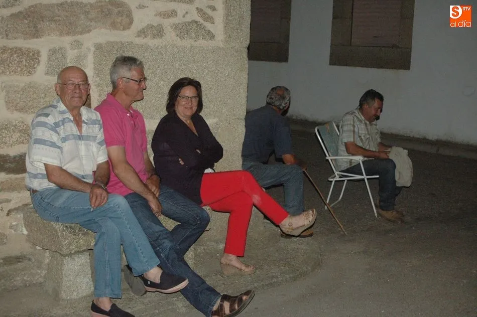 Foto 4 - Zaragata Folk cierra las Noches de Cultura en Bogajo  