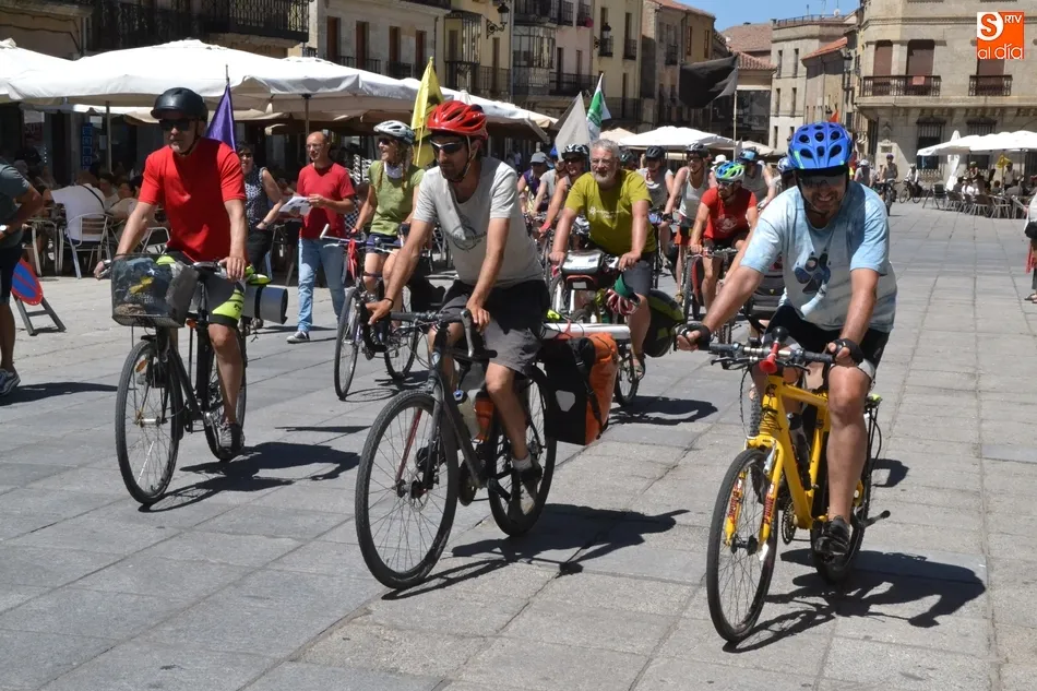 La Plaza Mayor se convierte en la meta de la Ecomarcha 2018 de Ecologistas en Acción  
