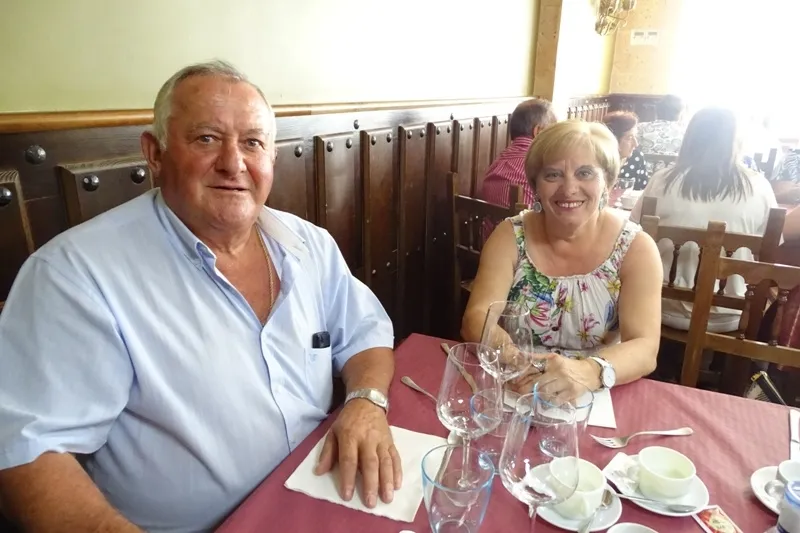 Foto 4 - Los mayores celebran el D&iacute;a del Abuelo en el Restaurante Do&ntilde;a Matea  