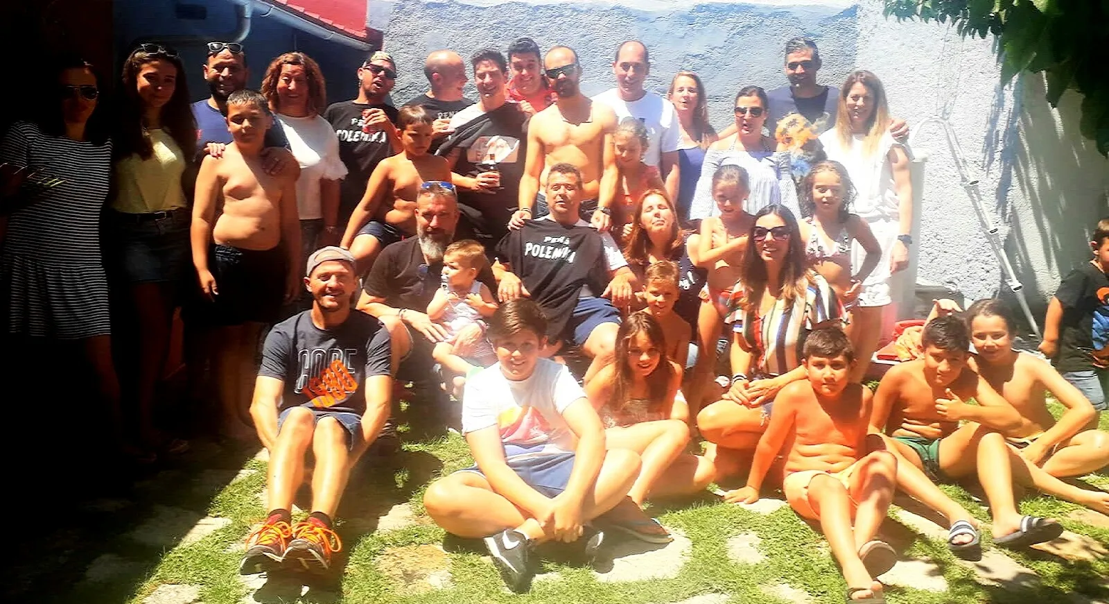 Las peñas Polémika y Farinato viven una jornada de confraternización  