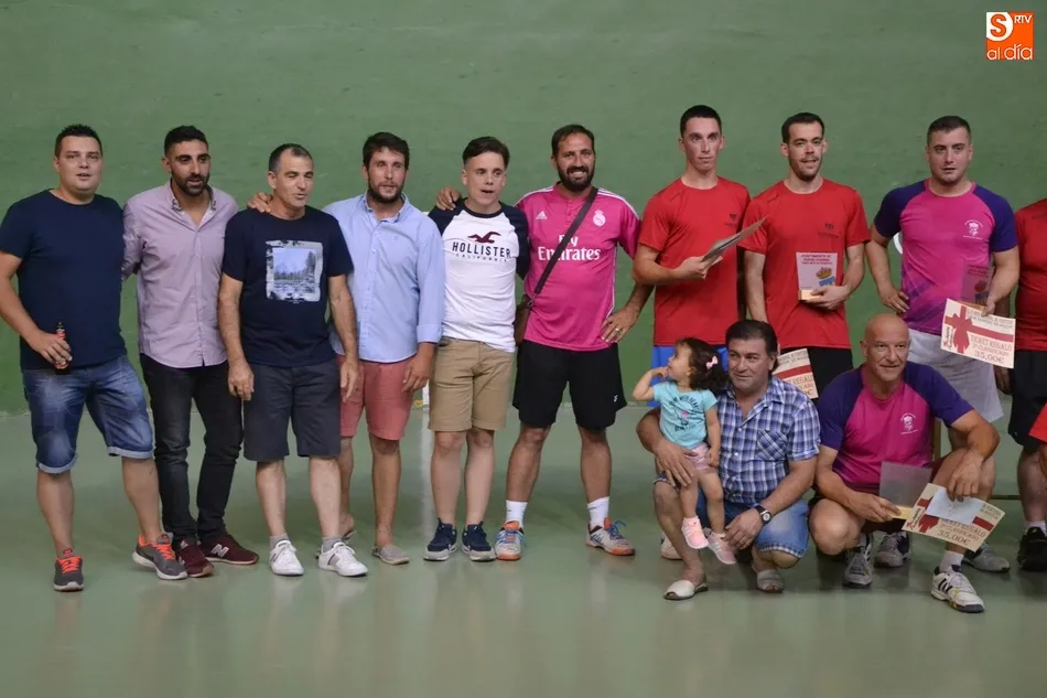 Foto 4 - La pareja zamorana integrada por Luis y V&iacute;ctor se adjudica el IV Open de Frontenis  