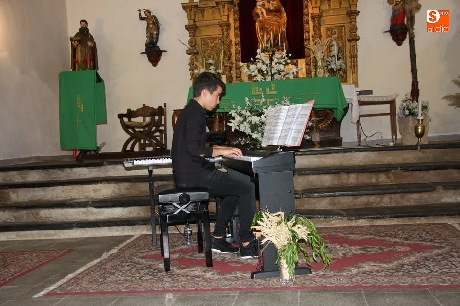 Foto 8 - Brillante concierto de piano de Hugo Hern&aacute;ndez Curto en Monterrubio de la Sierra