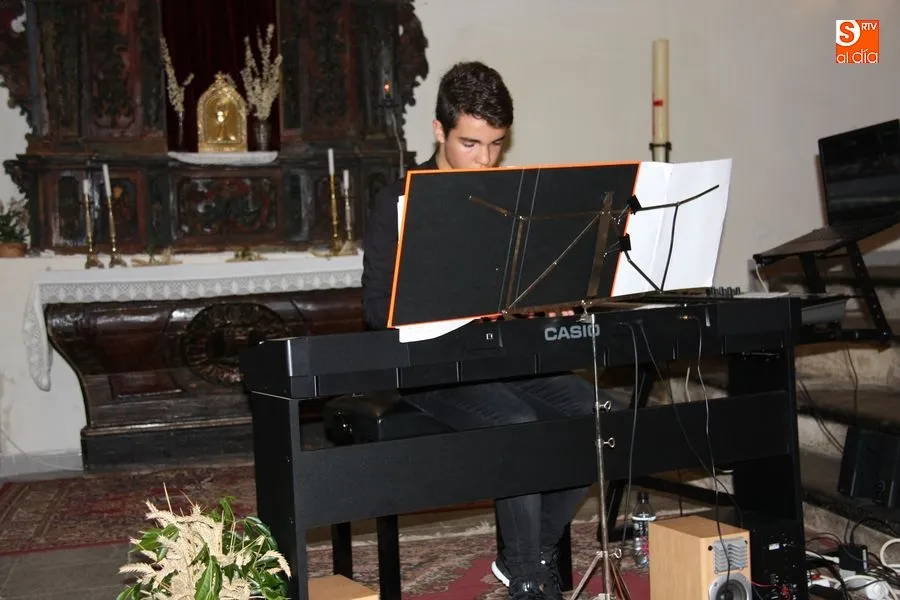 Foto 4 - Brillante concierto de piano de Hugo Hern&aacute;ndez Curto en Monterrubio de la Sierra