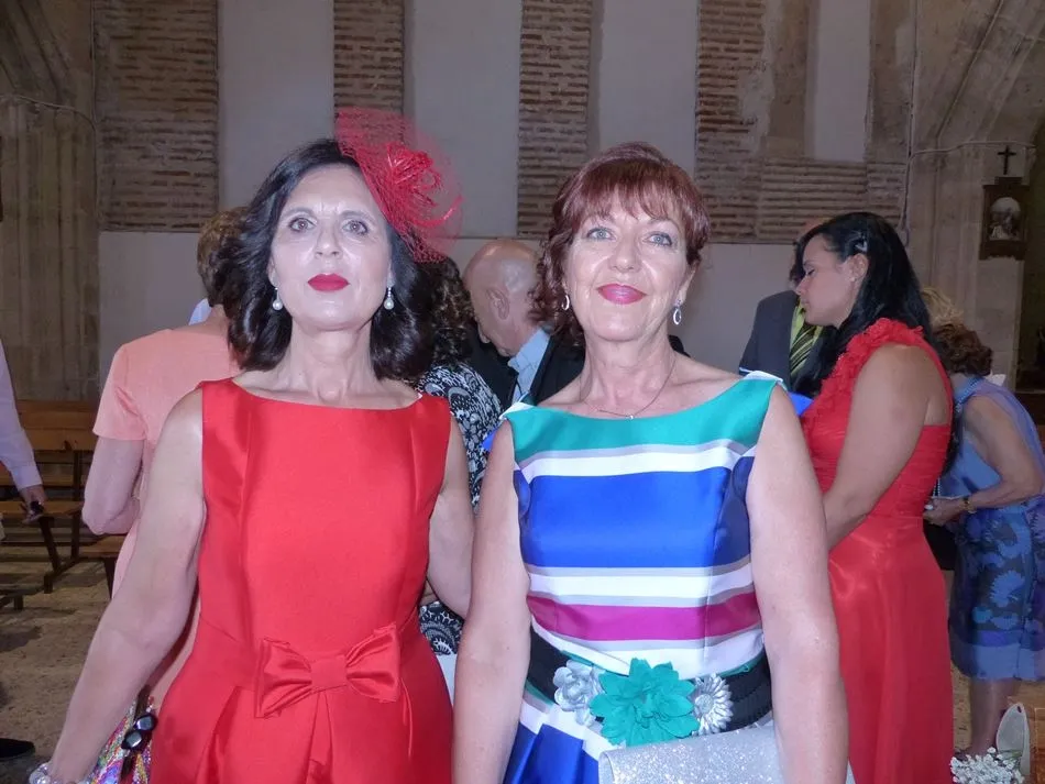 Foto 6 - Pen&eacute;lope y Jos&eacute; se dan el &lsquo;s&iacute; quiero&rsquo; en la iglesia de San Pedro
