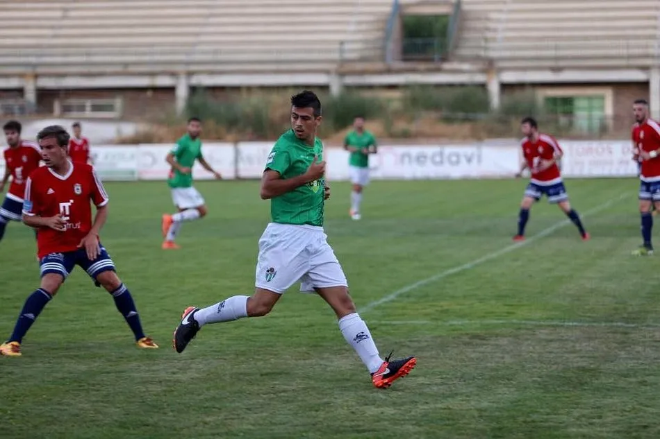 Foto 3 - El Guijuelo se lleva el XXV Trofeo Ciudad de &Aacute;vila&hellip; tras 20 penaltis