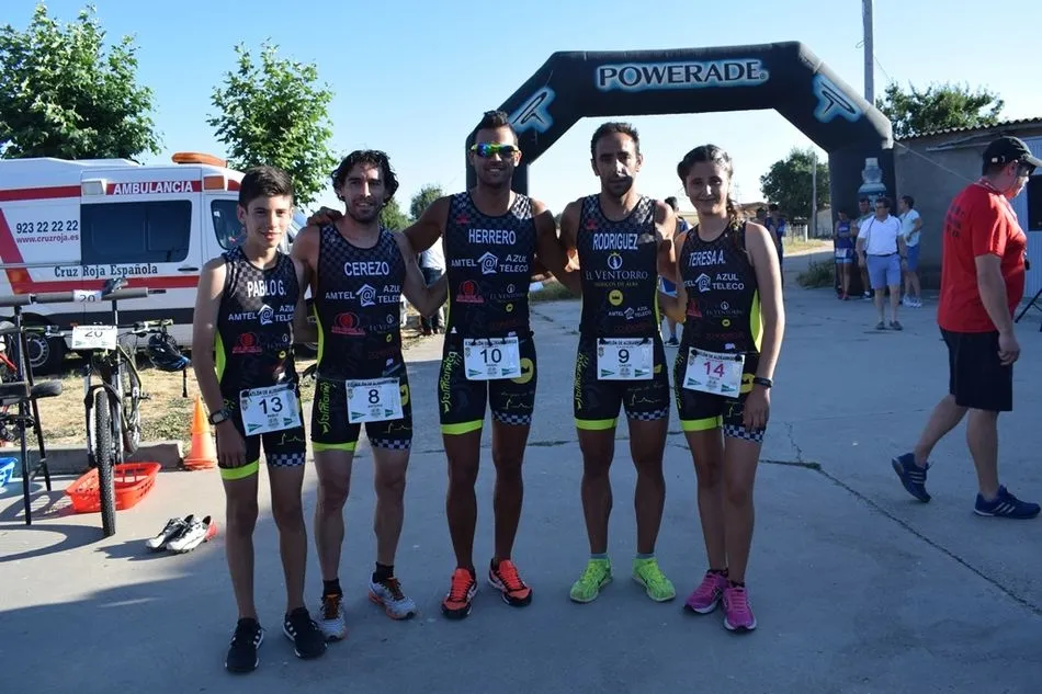Foto 10 - Sonia S&aacute;nchez y Antonio Cerezo se llevan la victoria en el Duatl&oacute;n de Aldearrodrigo