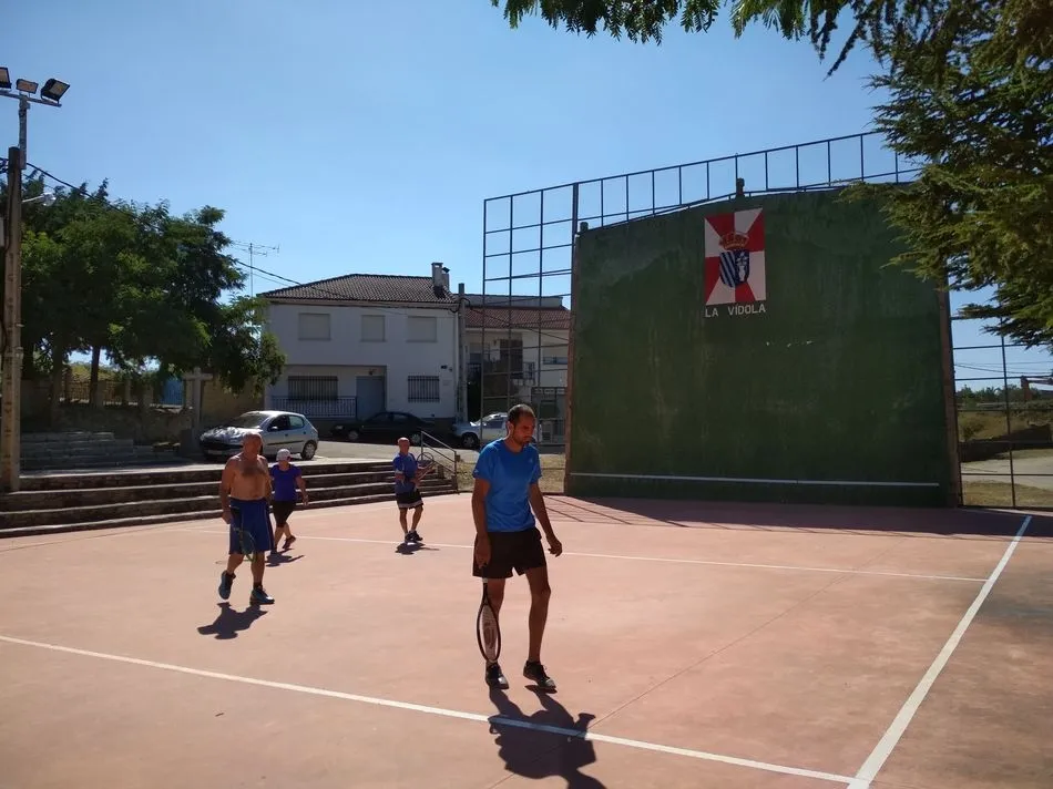 Foto 4 - La V&iacute;dola acoge su torneo de aficionados de frontenis