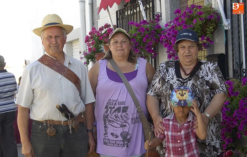 Foto 4 - La Mancomunidad Alto &Aacute;gueda implora por su futuro en su d&iacute;a grande en Puebla de Azaba  