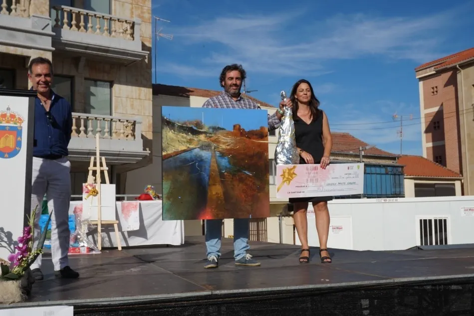 Foto 7 - Gonzalo Prieto Cordero triunfa con una imagen de la fuente de los Cirbunales