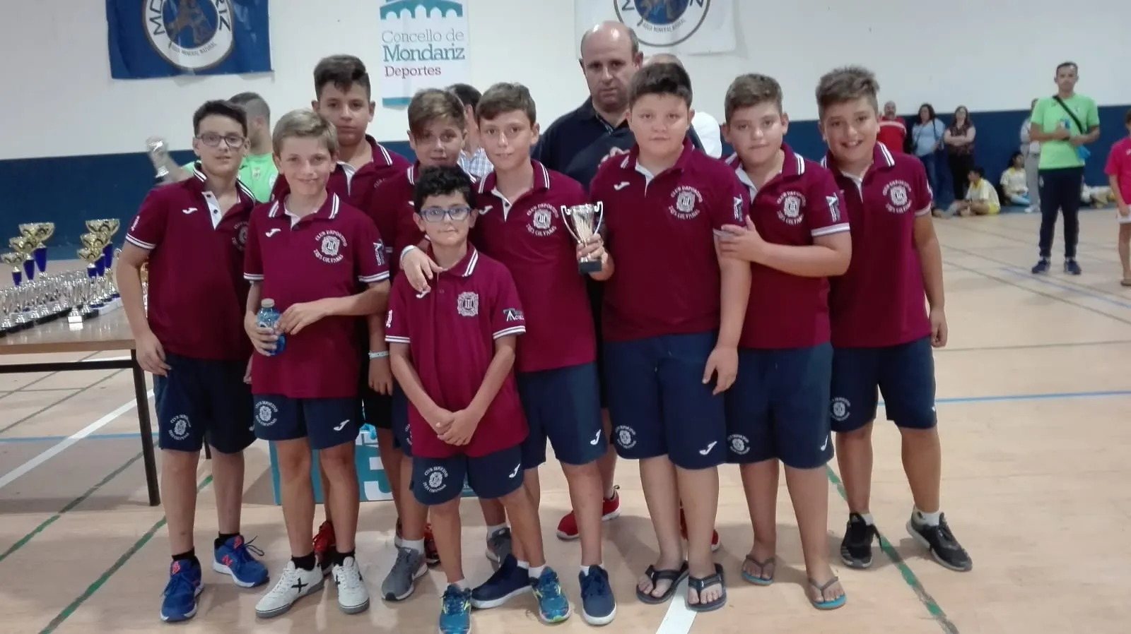 Foto 2 - El III Cadete se proclama campe&oacute;n del Torneo Internacional de Mondariz  