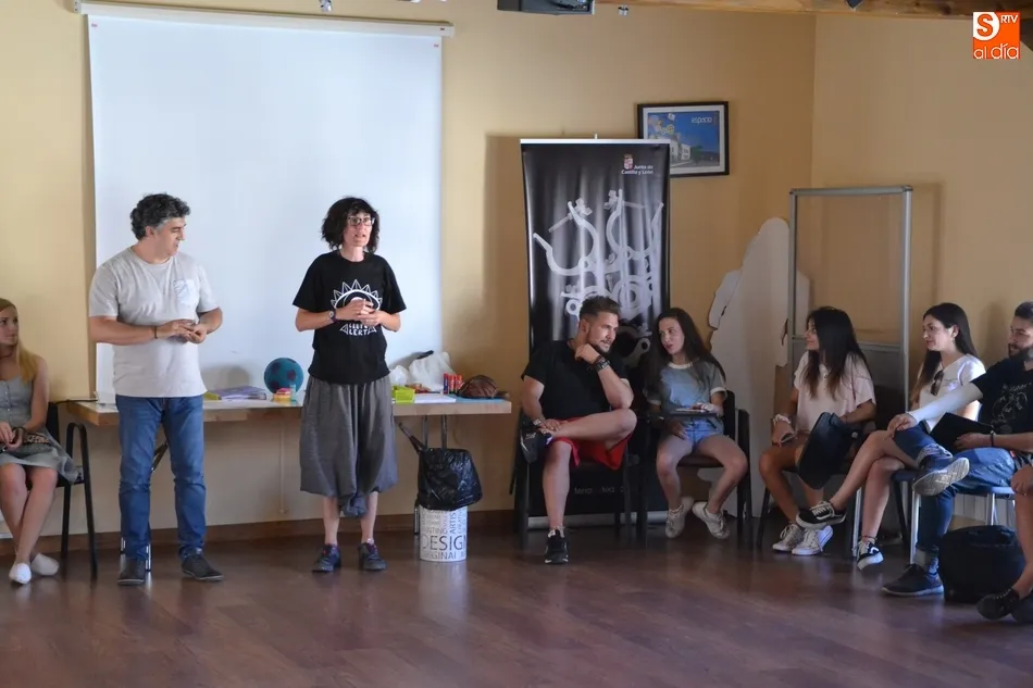 Foto 4 - En marcha la formaci&oacute;n de los j&oacute;venes que ejercer&aacute;n como monitores del Divierteatro  